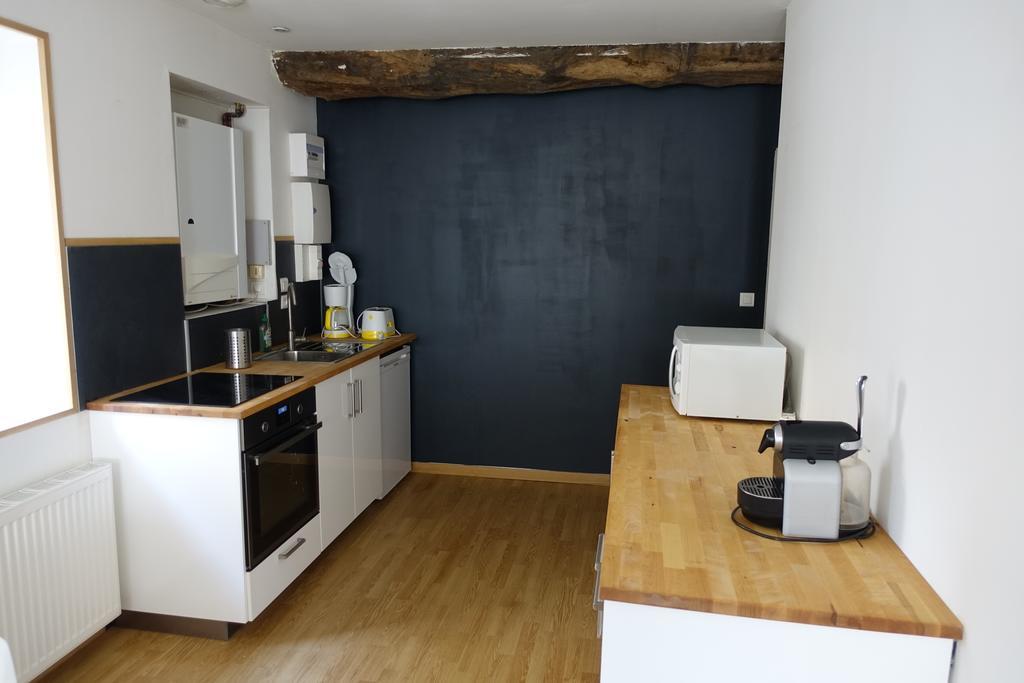 Le 4 Appartamento Saint-Junien Esterno foto