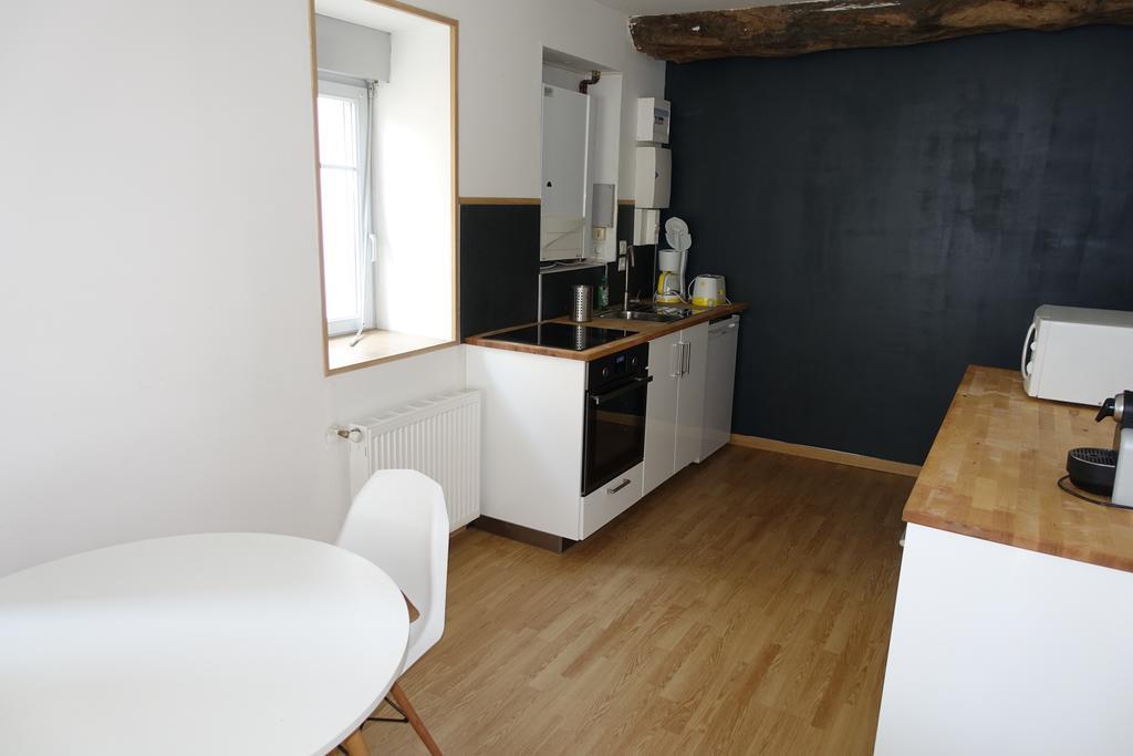 Le 4 Appartamento Saint-Junien Esterno foto